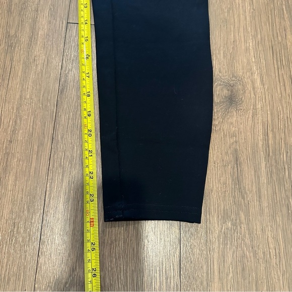 Spanx Women’s Leggings Size Medium Petite Black - Picture 8 of 8